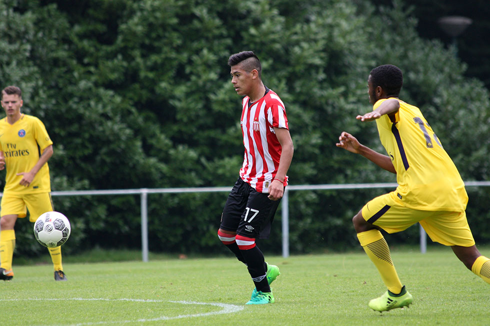 Paris Saint-Germain - Estudiantes de la Plata