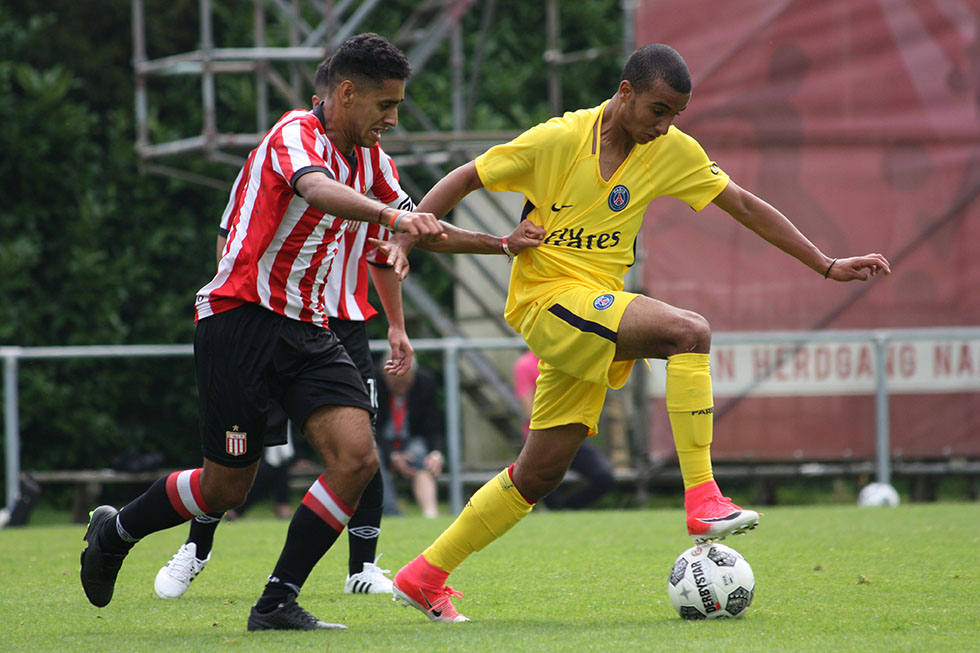 Paris Saint-Germain - Estudiantes de la Plata