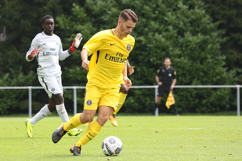 Paris Saint-Germain - Estudiantes de la Plata