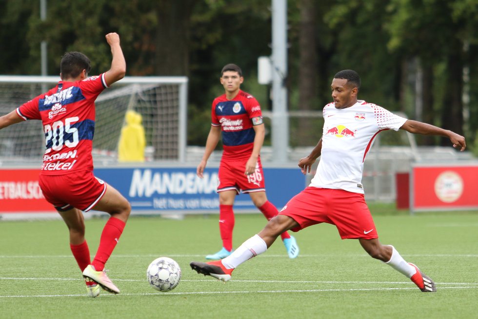 Red Bull Brasil - Chivas Guadalajara